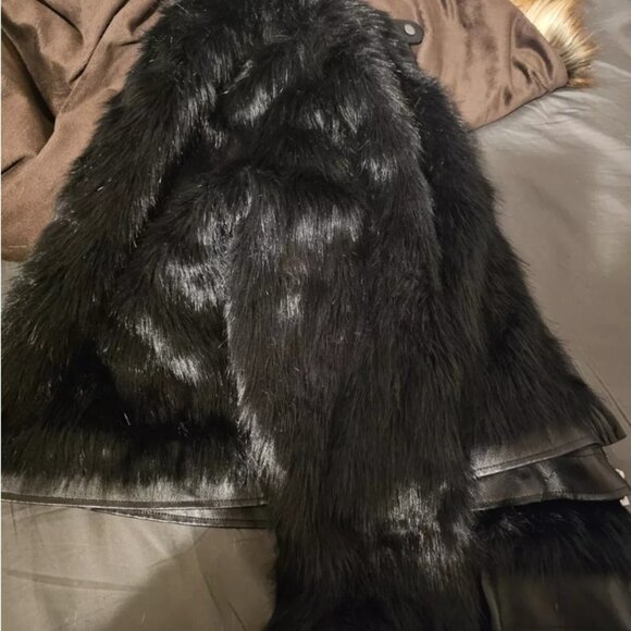 G by Giuliana Rancic 1X Zippered Black Faux Fox Fur and Faux Leather Moto Jacket - Picture 4 of 8
